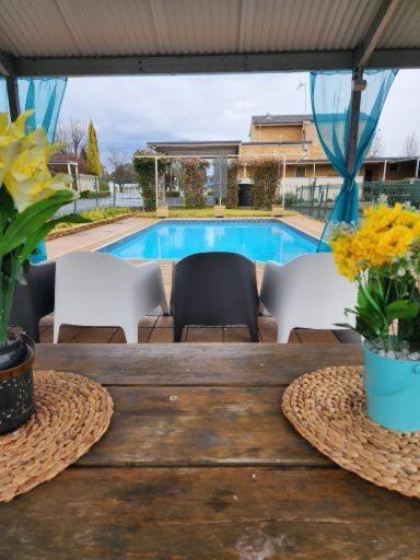 Country Gardens Motel Coonabarabran Ngoại thất bức ảnh